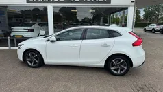 Hatchback Gebruikt 2017 Volvo V40 Stationwagen | € 15.950 (Goede deal)