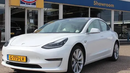Occasion Tesla Model 3 Standard Range 239 kW (325 PK) 2019 Sedan