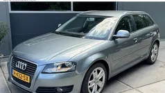 Grijs, metallic lak Gebruikt 2010 Audi A3 Sportback Ambition Hatchback | € 8.939 (Eerlijke prijs)