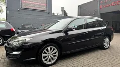 Zwart, metallic lak Gebruikt 2013 Renault Laguna III Bose Edition Stationwagen | € 4.750 (Eerlijke prijs)