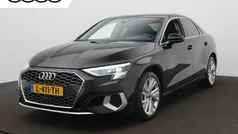 Zwart Gebruikt 2021 Audi A3 Business Sedan | € 26.900 (Eerlijke prijs)