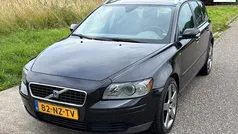 Zwart Gebruikt 2004 Volvo V50 Stationwagen | € 1.999 (Eerlijke prijs)
