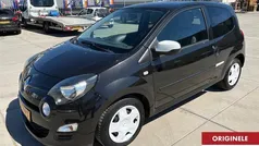 Zwart Gebruikt 2012 Renault Twingo Collection Hatchback | € 3.795 (Eerlijke prijs)