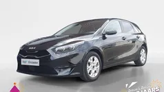 Zwart Gebruikt 2023 Kia Ceed Hatchback | € 21.930 (Eerlijke prijs)