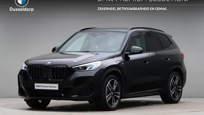 Zwart Occasion 2023 BMW X1 M Sport SUV | € 42.950 (Eerlijke prijs)