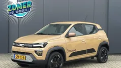 Bruin Gebruikt 2024 Dacia Spring Extreme Hatchback | € 17.740 (Eerlijke prijs)