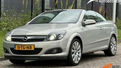 Grijs Gebruikt 2006 Opel Astra Cabriolet Enjoy Cabriolet | € 3.949 (Eerlijke prijs)