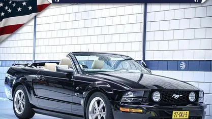 Zwart Gebruikt 2007 Ford Mustang GT Cabriolet | € 18.950 (Eerlijke prijs)