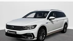 Wit Gebruikt 2021 VW Passat Business Stationwagen | € 28.800 (Eerlijke prijs)