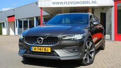 Gebruikt 2020 Volvo V60 CC Stationwagen | € 31.450 (Eerlijke prijs)