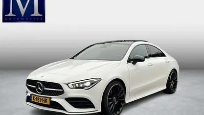 Wit Gebruikt 2021 Mercedes CLA200 Business Sedan | € 31.899 (Eerlijke prijs)