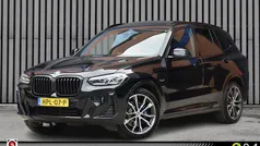 Zwart Gebruikt 2022 BMW X3 Executive SUV | € 47.950 (Eerlijke prijs)