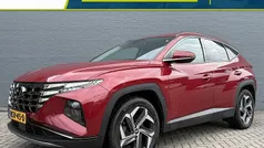 Rood metallic Gebruikt 2023 Hyundai Tucson Comfort SUV | € 34.695 (Eerlijke prijs)