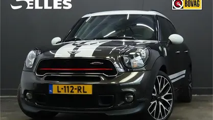 Bruin, metallic lak Occasion 2016 Mini John Cooper Works Countryman Chili SUV | € 18.995 (Eerlijke prijs)