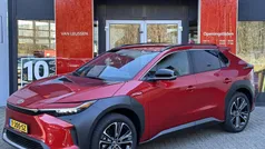 Gebruikt 2023 Toyota bZ4X Premium SUV | € 36.900 (Goede deal)