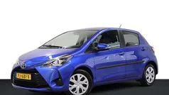 Blauw Gebruikt 2017 Toyota Yaris Hatchback | € 11.499 (Eerlijke prijs)