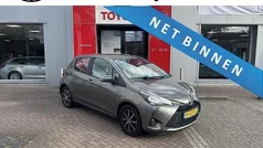 Grijs Gebruikt 2020 Toyota Yaris Connect Style Hatchback | € 13.900 (Eerlijke prijs)