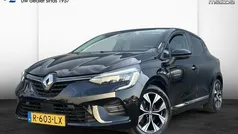 Gebruikt 2022 Renault Clio V Hatchback | € 18.395 (Super prijs)