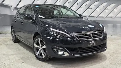 Grijs Occasion 2014 Peugeot 308 Allure GT-Line Hatchback | € 6.450 (Eerlijke prijs)