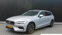 Gebruikt 2024 Volvo V60 Plus Stationwagen | € 38.895 (Eerlijke prijs)