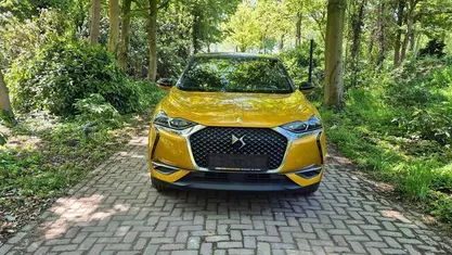 Occasion DS Automobiles DS3 Crossback Grand Chic 131 PK (96 kW) 2019 Geel SUV