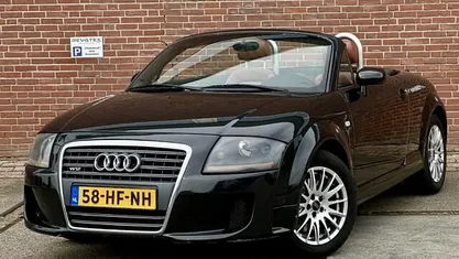 Occasion Audi TT Roadster Design 179 PK (131 kW) 2001 Zwart Cabriolet