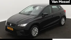 Zwart Gebruikt 2022 Seat Ibiza Style Hatchback | € 15.900 (Eerlijke prijs)