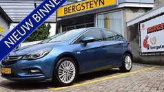 Blauw Gebruikt 2015 Opel Astra Innovation Hatchback | € 8.995 (Eerlijke prijs)