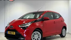 Gebruikt 2021 Toyota Aygo X-play Hatchback | € 10.940 (Eerlijke prijs)