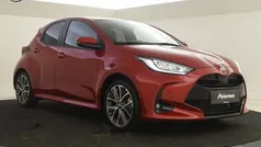 Rood Gebruikt 2024 Toyota Yaris Executive Hatchback | € 28.899 (Goede deal)