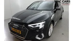 Zwart, metallic lak Gebruikt 2021 Audi A3 Sportback Business Hatchback | € 22.700 (Eerlijke prijs)
