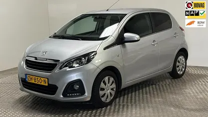 Grijs (metallic) Gebruikt 2019 Peugeot 108 Active Hatchback | € 8.500 (Eerlijke prijs)