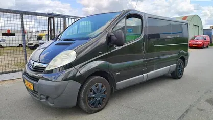 Occasion Opel Vivaro 90 PK (66 kW) 2007 Zwart MPV