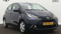 Blauw Gebruikt 2018 Toyota Aygo Hatchback | € 9.445 (Eerlijke prijs)