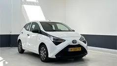 Wit Gebruikt 2020 Toyota Aygo Hatchback | € 9.749 (Goede deal)