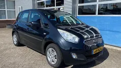 Zwart Gebruikt 2012 Kia Venga Hatchback | € 4.500 (Eerlijke prijs)