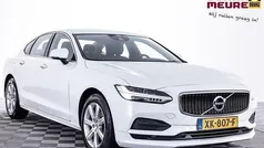 Wit Gebruikt 2019 Volvo S90 Momentum Sedan | € 26.990 (Eerlijke prijs)