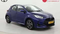 Blauw Gebruikt 2024 Toyota Yaris Hatchback | € 20.400 (Goede deal)