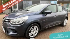 Grijs Gebruikt 2017 Renault Clio IV Zen Hatchback | € 9.450 (Eerlijke prijs)