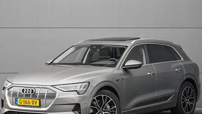 Grijs Occasion 2019 Audi e-tron Advanced Plus SUV | € 23.400 (Eerlijke prijs)