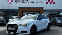 Wit Gebruikt 2018 Audi A3 Sportback Design Hatchback | € 19.495 (Eerlijke prijs)