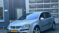 Grijs Gebruikt 2004 VW Golf IV Sedan | € 2.495 (Eerlijke prijs)