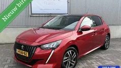 Rood Gebruikt 2020 Peugeot 208 Allure Hatchback | € 15.750 (Super prijs)