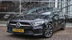 Zwart Gebruikt 2019 Mercedes A180 Premium Hatchback | € 19.250 (Goede deal)