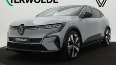 Gebruikt 2024 Renault Mégane Techno Hatchback | € 31.945 (Eerlijke prijs)