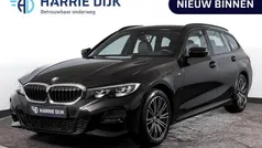 Zwart Gebruikt 2021 BMW 330e Executive Stationwagen | € 29.995 (Super prijs)