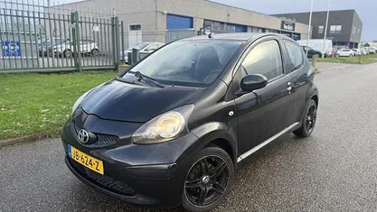 Occasion 2006 Toyota Aygo Hatchback | € 1.899 (Eerlijke prijs)