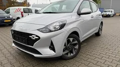 Wit Gebruikt 2025 Hyundai i10 Premium Hatchback | € 21.945 (Eerlijke prijs)
