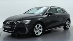 Zwart Gebruikt 2023 Audi A3 Sportback S-Line Hatchback | € 27.850 (Goede deal)
