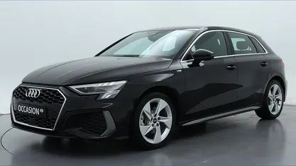 Zwart Gebruikt 2023 Audi A3 Sportback S-Line Hatchback | € 27.850 (Goede deal)